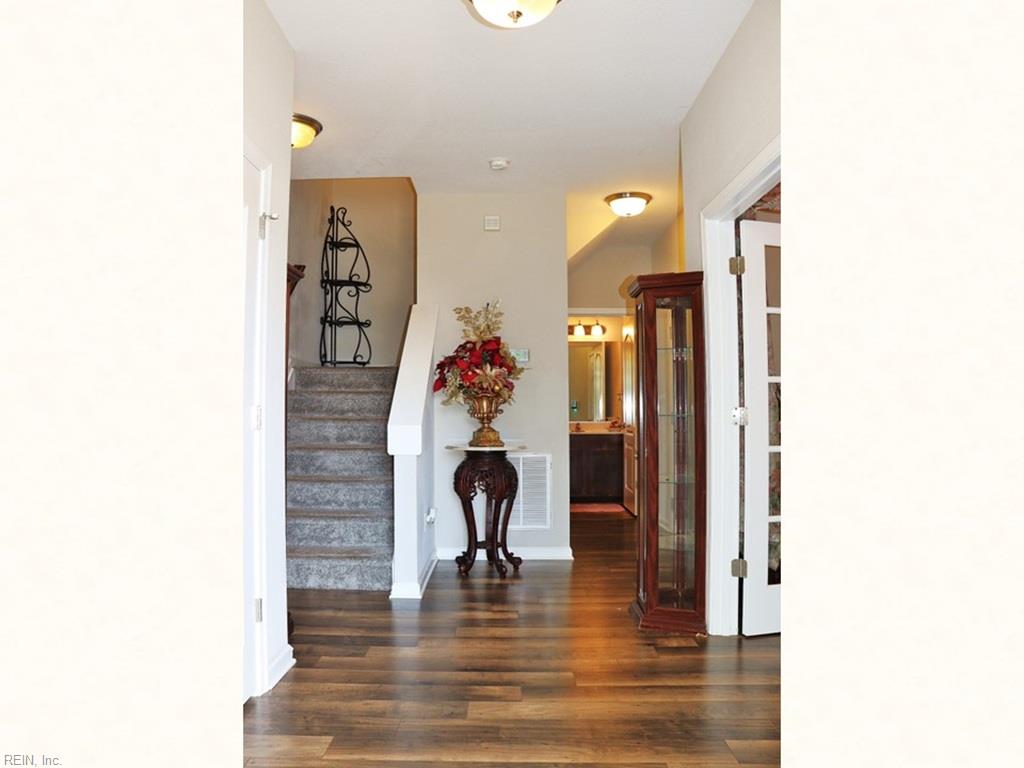515 Waterside Drive 117