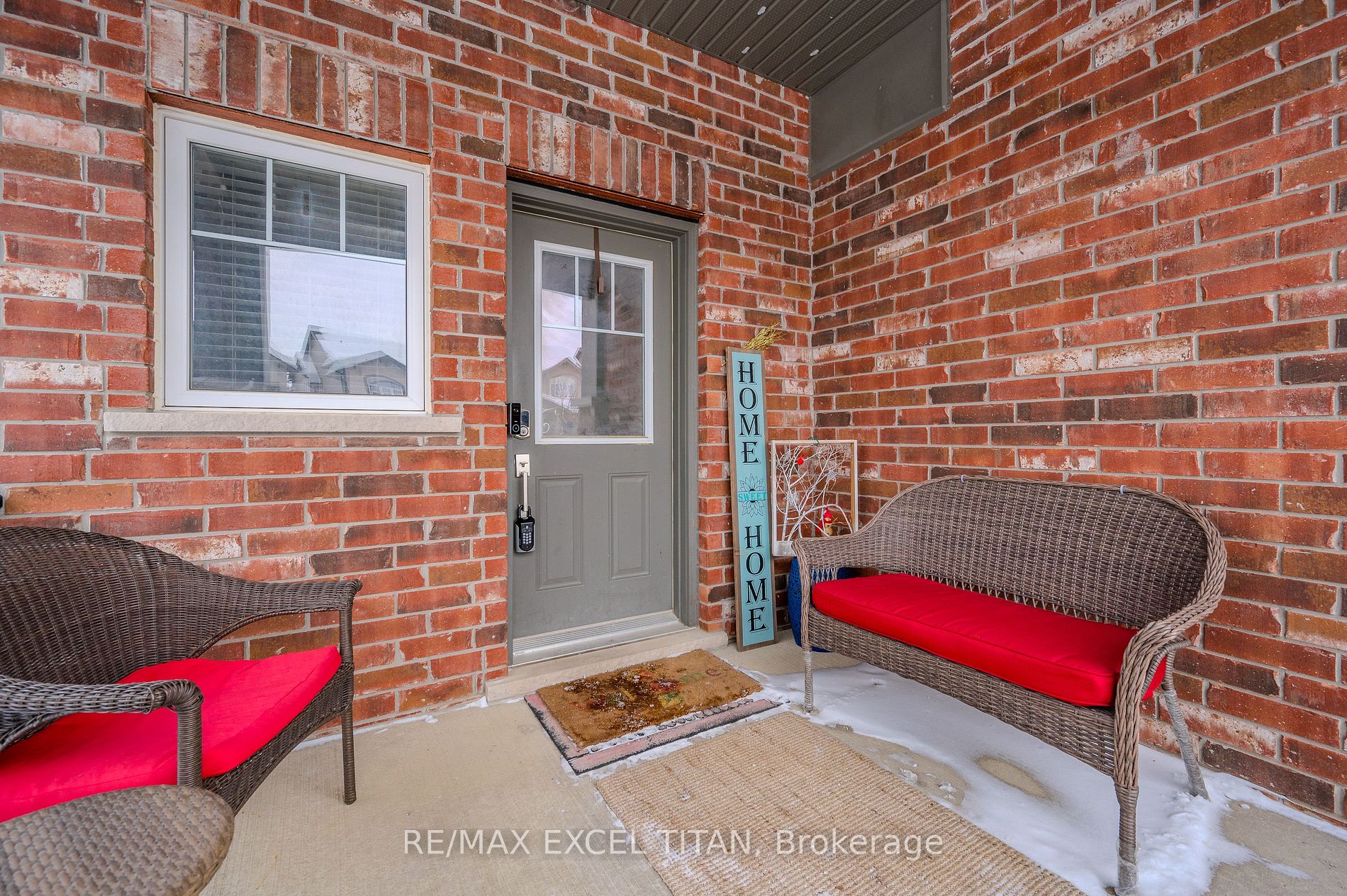 561 Isaiah Cres