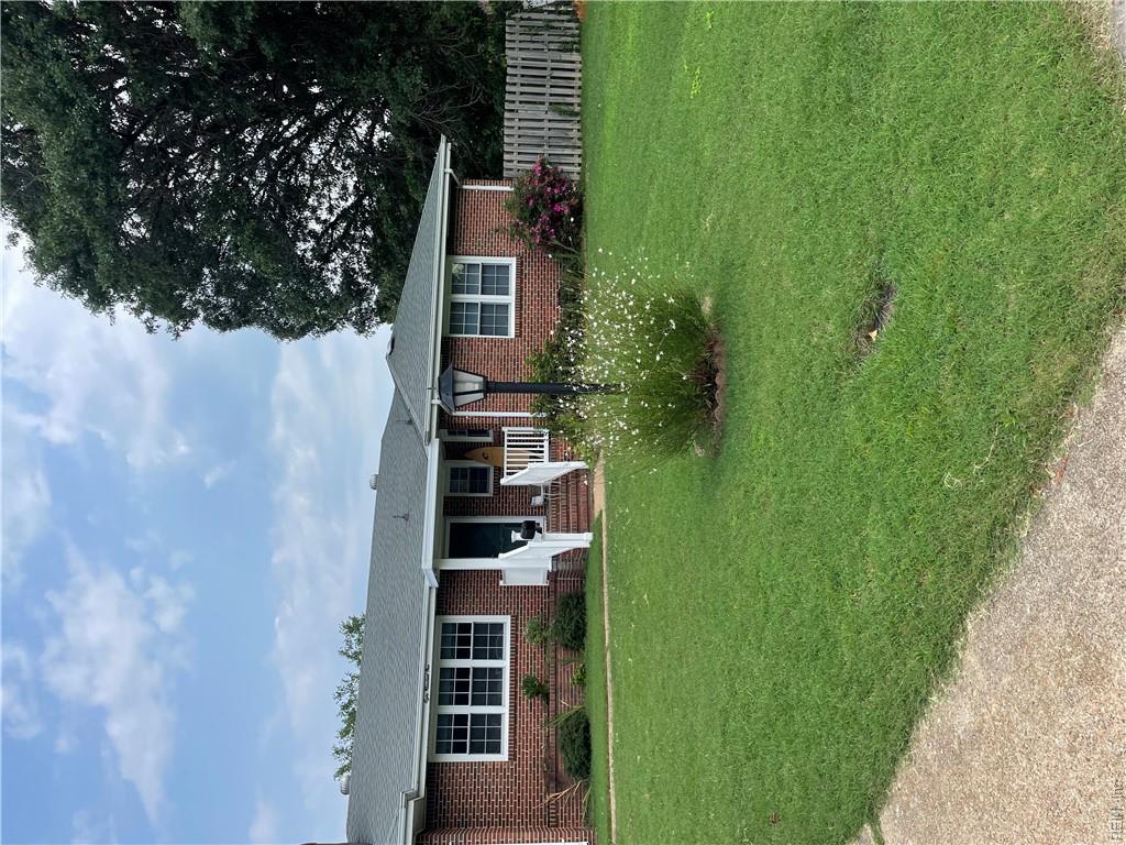 801 Raymond Court