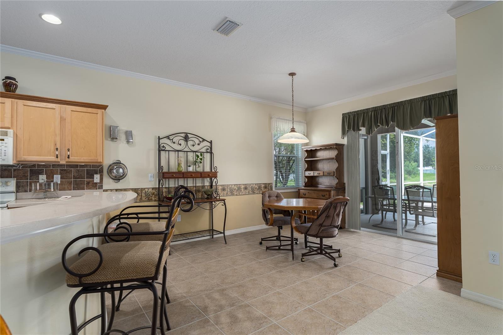 6122 Broad River Run