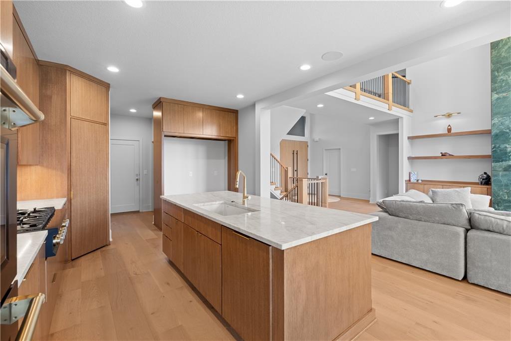 4 Broken Arrow Court