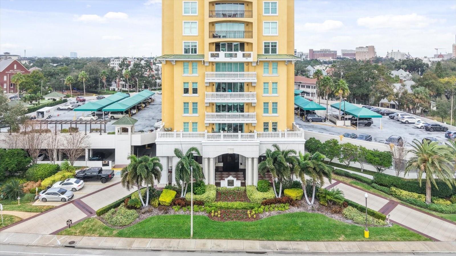 345 Bayshore Boulevard 706