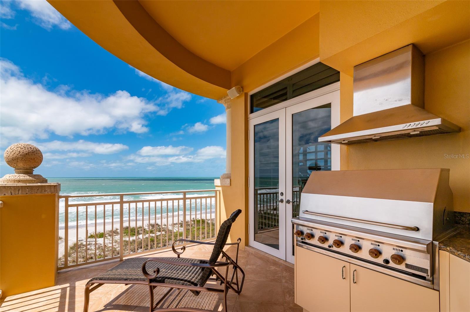 4125 Gulf Of Mexico Drive S201
