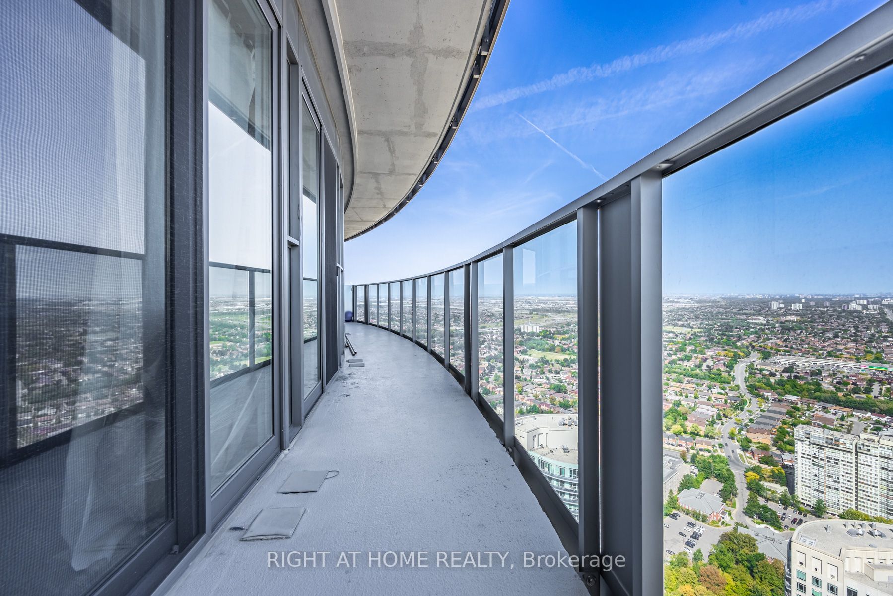 60 Absolute Ave 5208