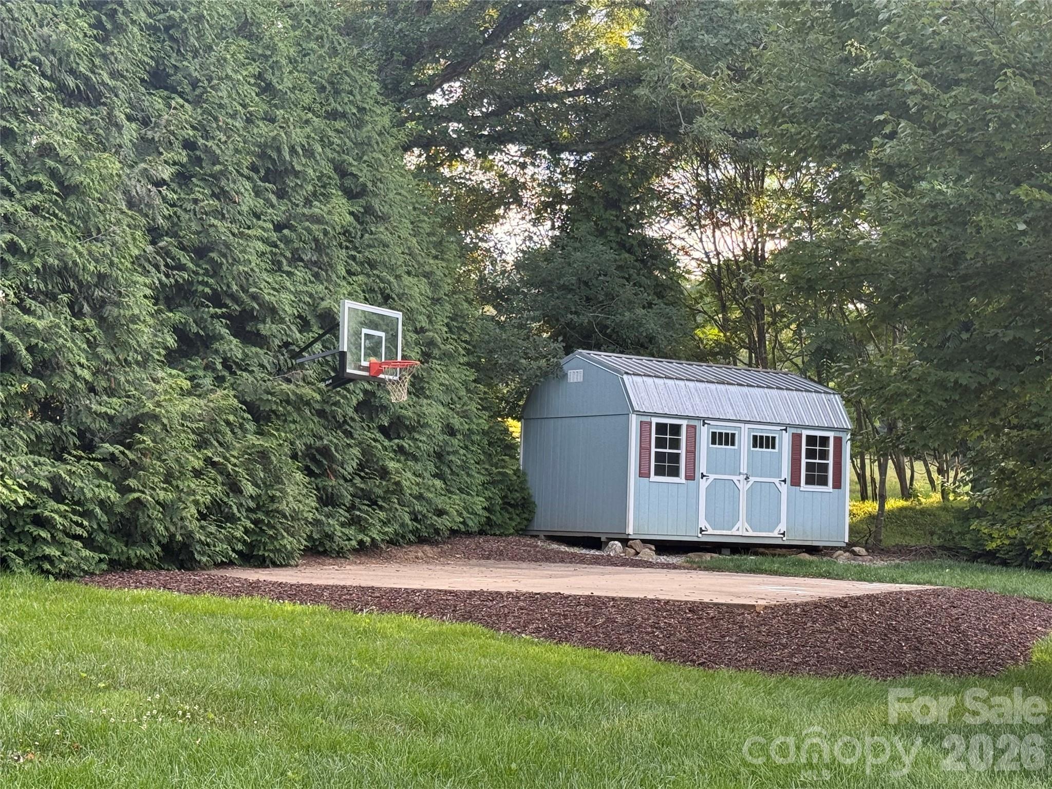 124 Maplewood Court