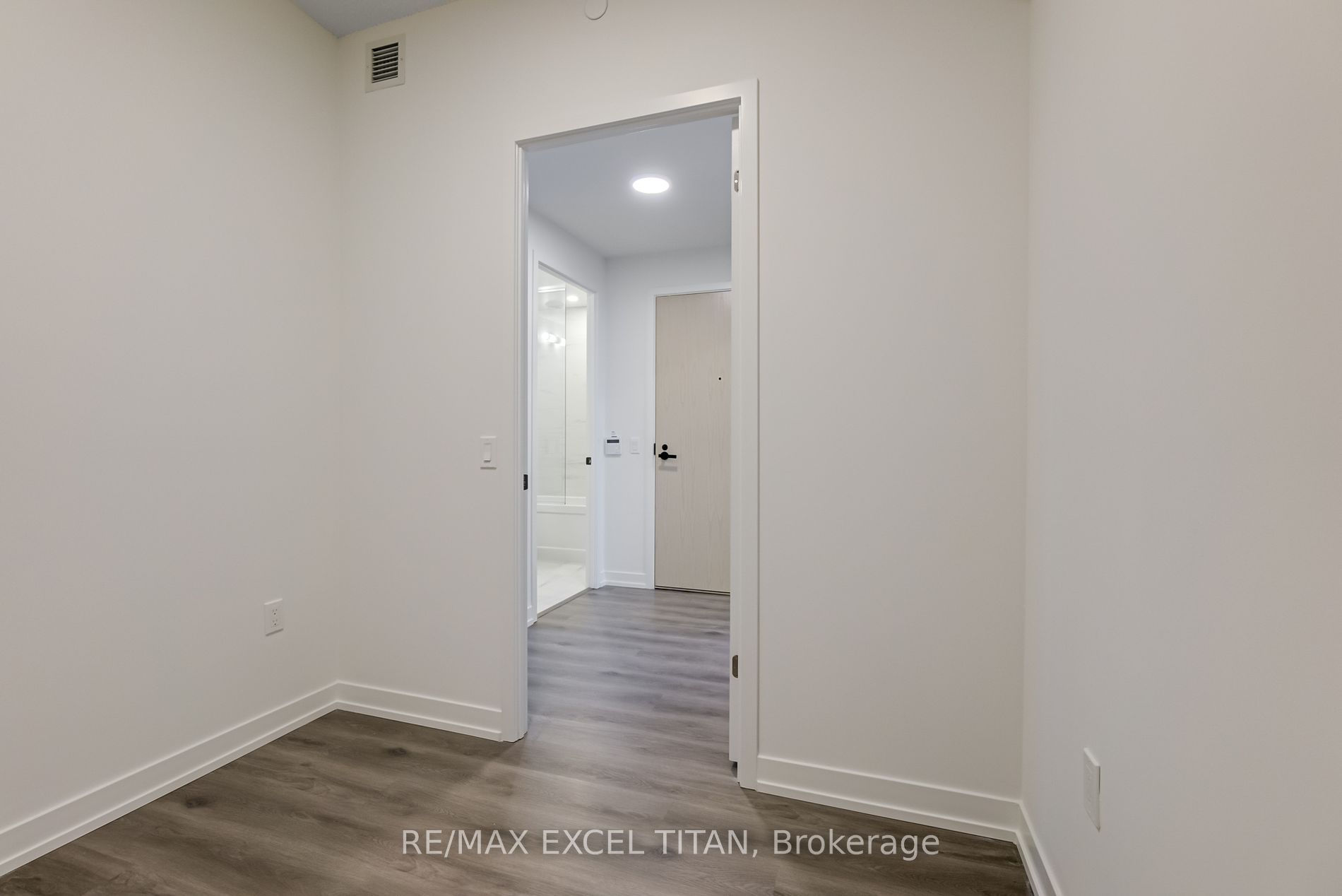 225 Commerce St 1501