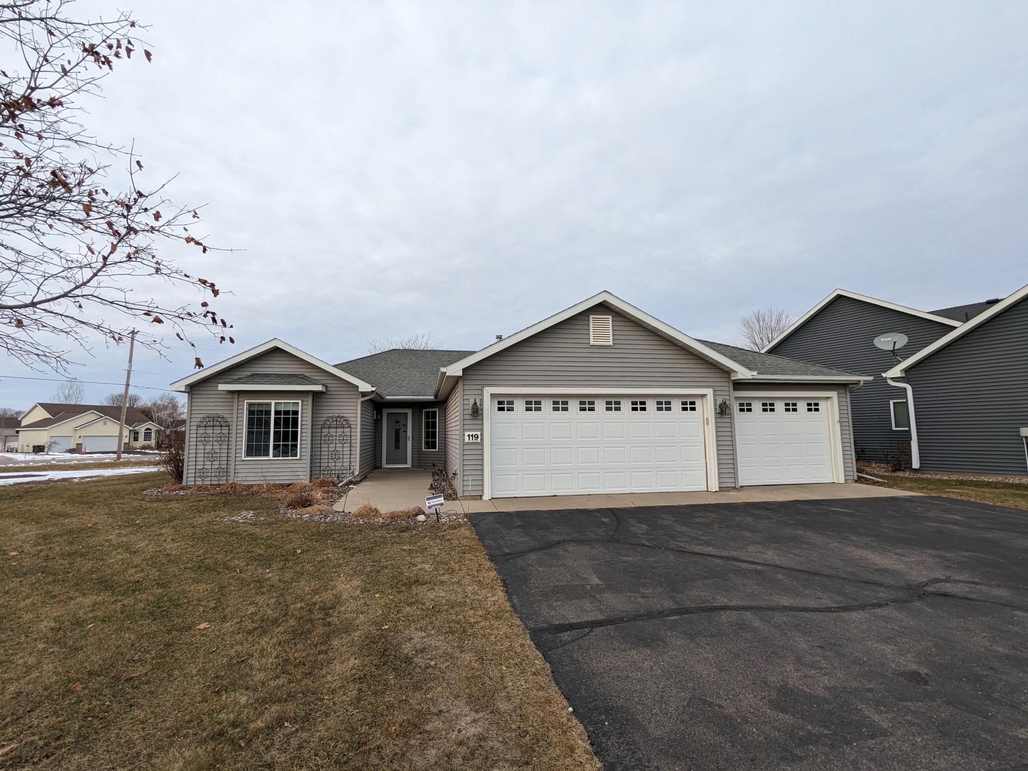 119 Weeping Willow Circle
