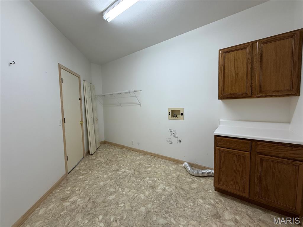 58079 Dow Trail