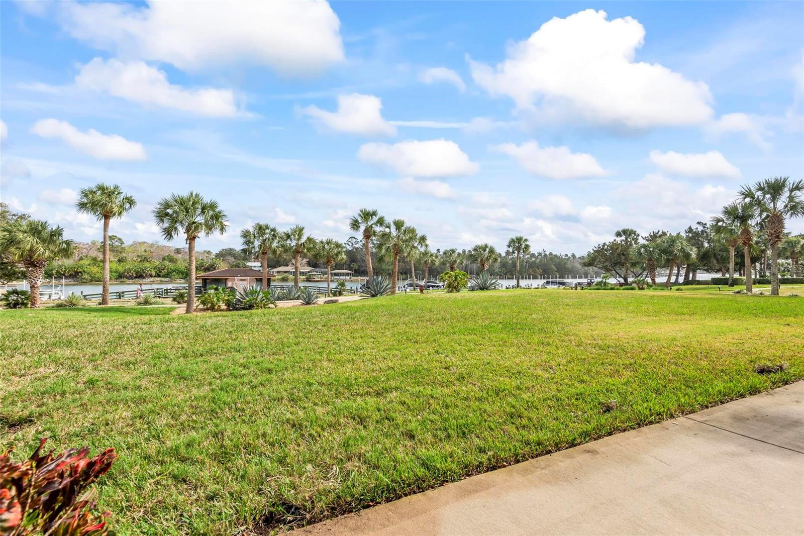 500 Canopy Walk Lane 513