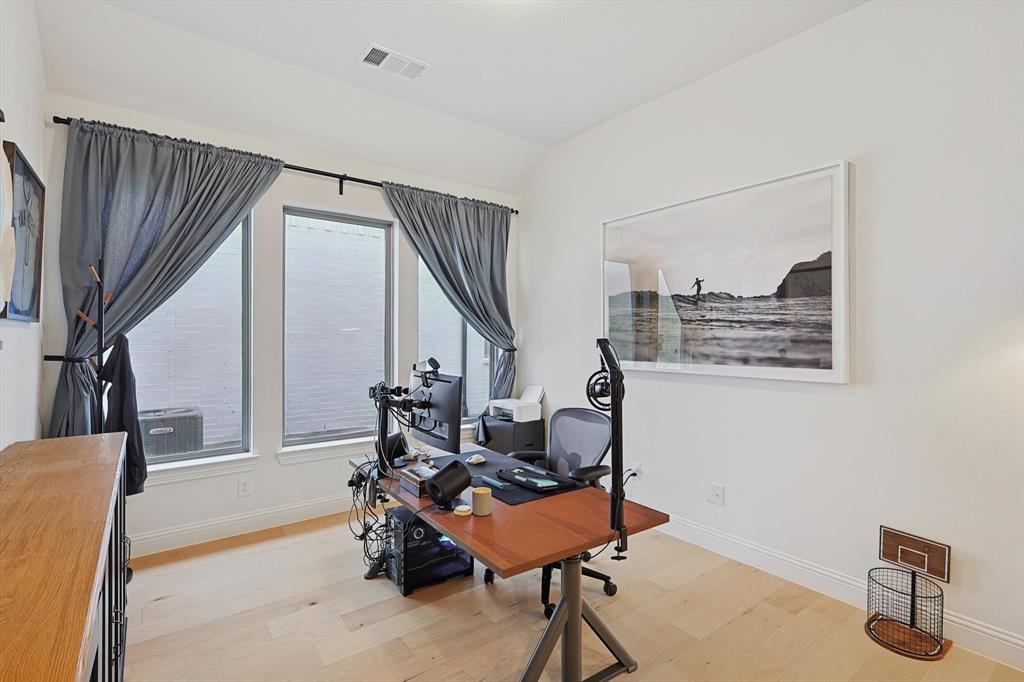 2613 Somerset Lane
