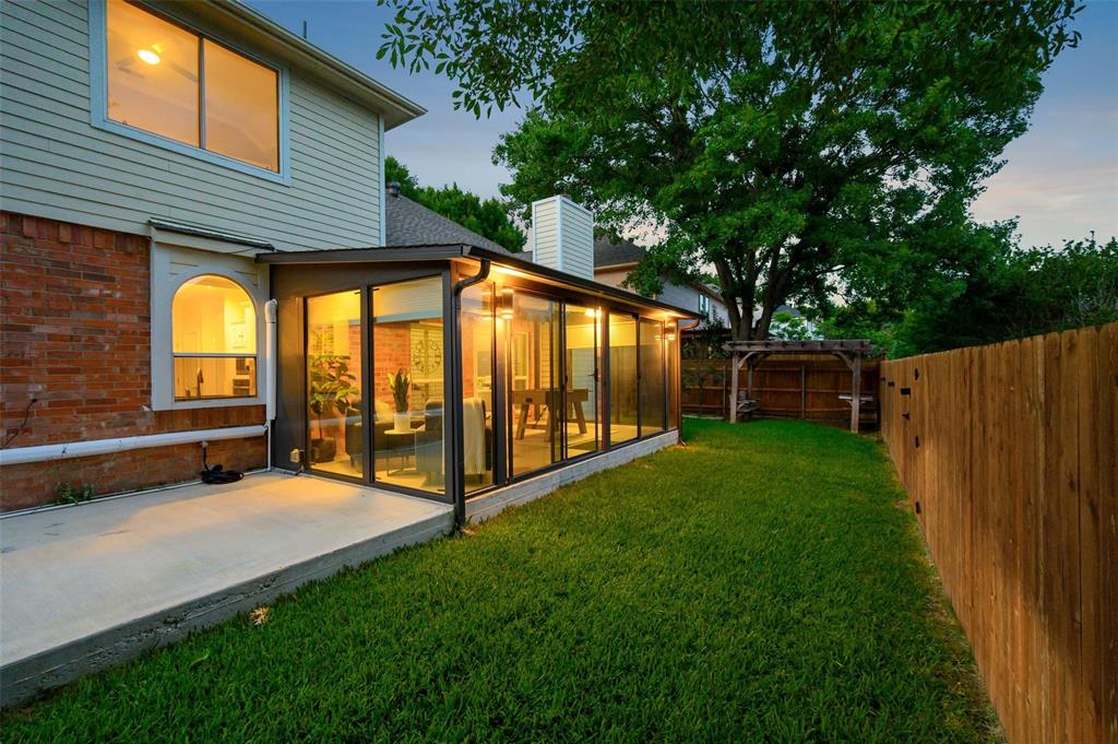 1819 Sandalwood Lane