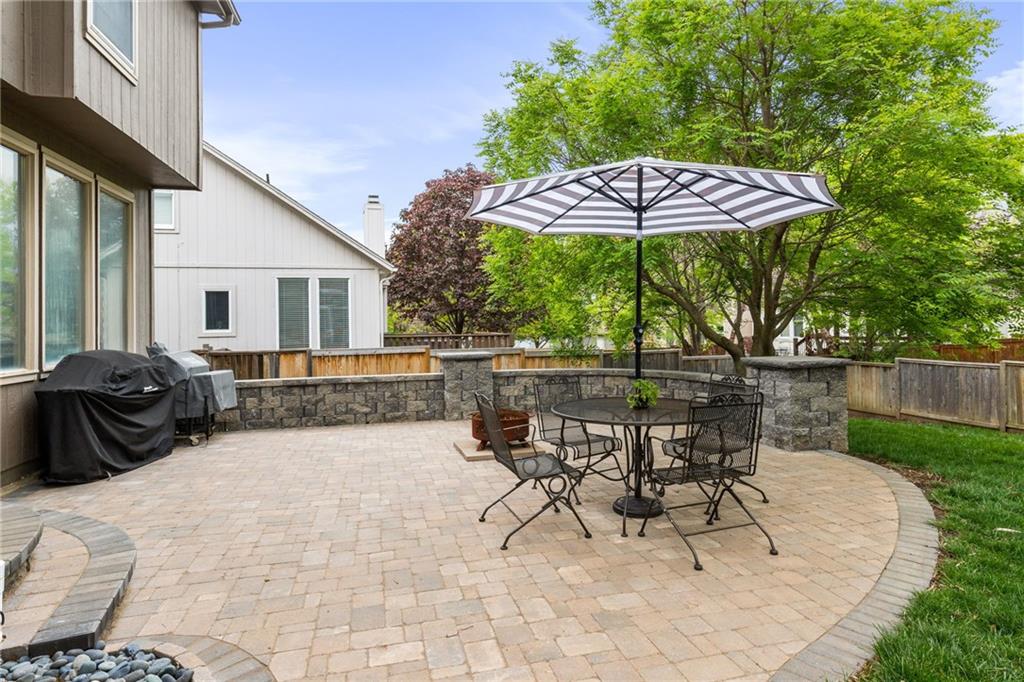 9407 W 124th Terrace