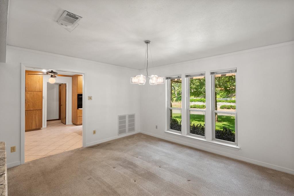 2216 Shadywood Court