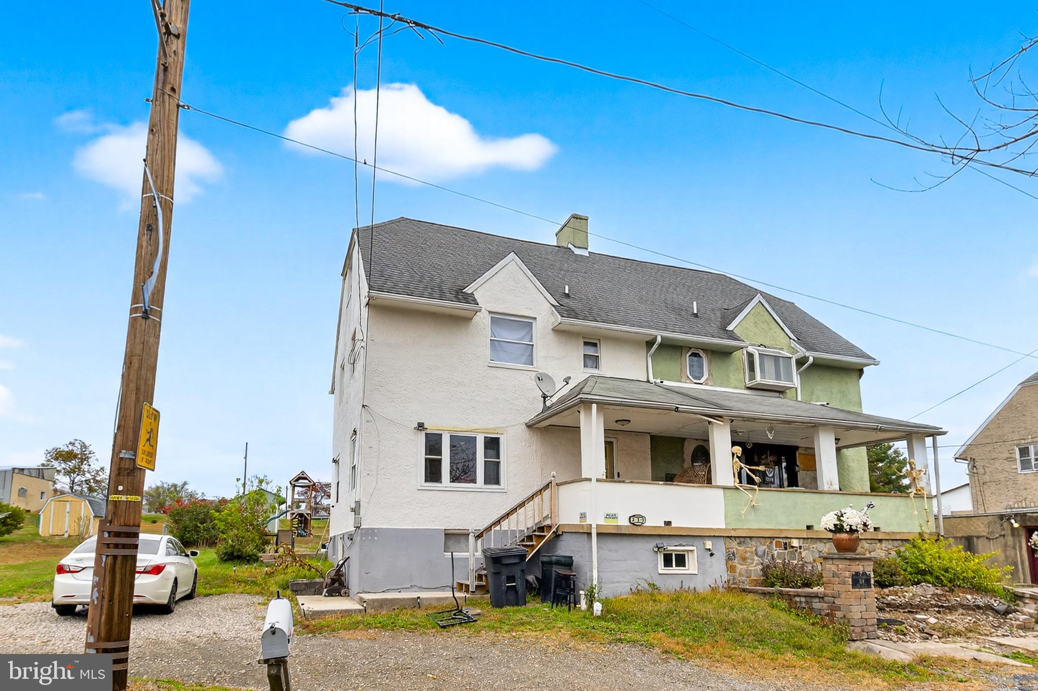 212 Pine Street
