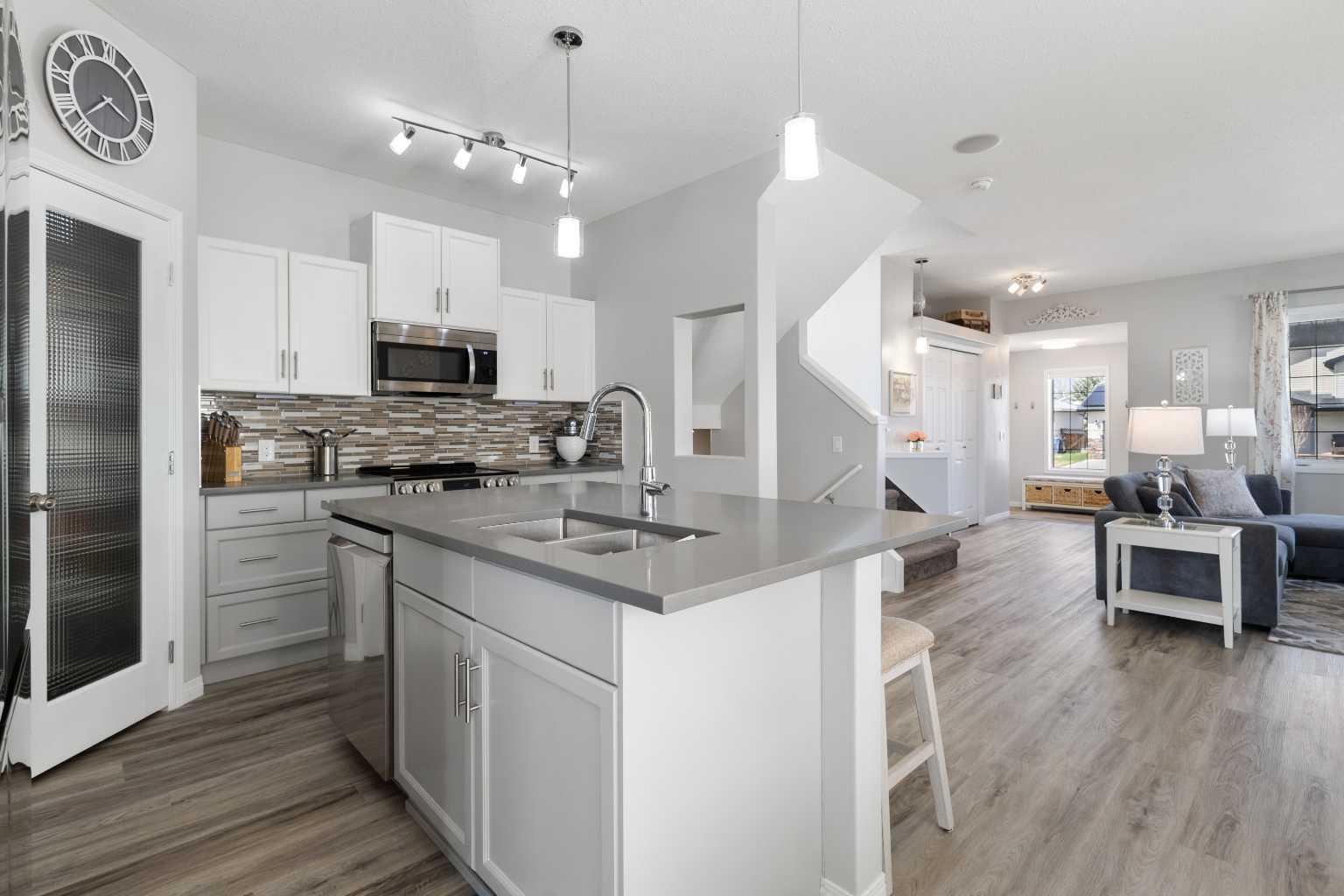 15 Skara Brae Close