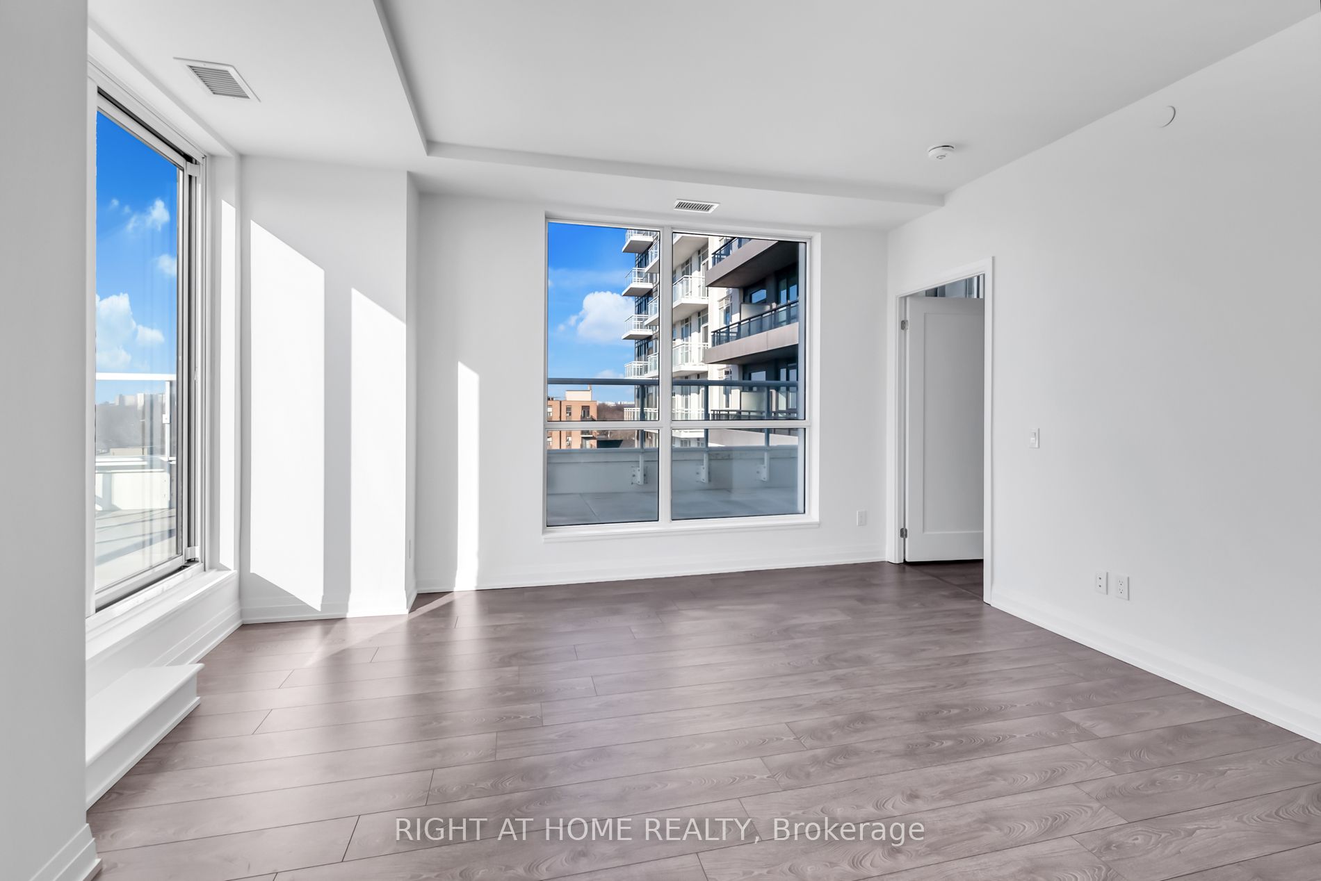 286 Main St 616