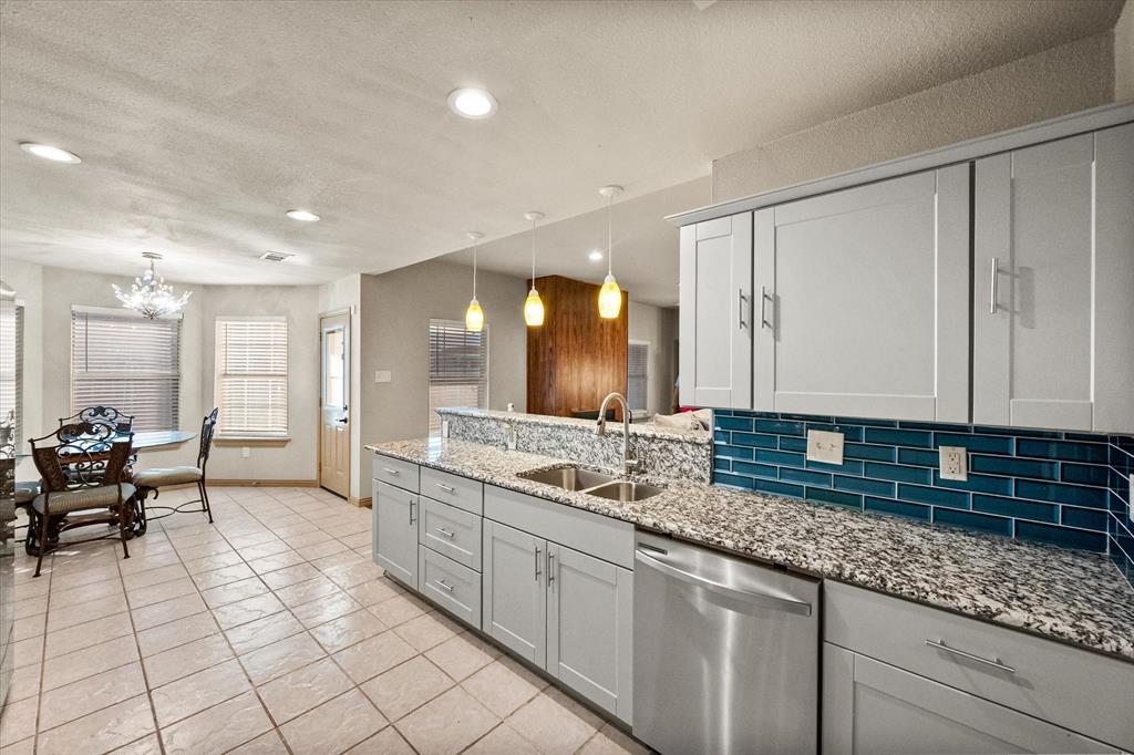 1708 Country Crest Lane