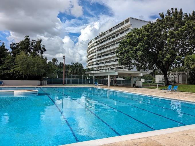 Beautifully remodeled and fully equipped 2-bedroom, 1.5-bathroom apartment at Condominio Monte Norte. Unfurnished, with modern finishes, a functional layout, and one covered parking space. The condominium offers excellent amenities, including a power generator, water cistern, swimming pool, gazebo, and 24/7 security.  A great opportunity to own a move-in-ready home in a convenient San Juan location, ideal for a primary residence or investment.