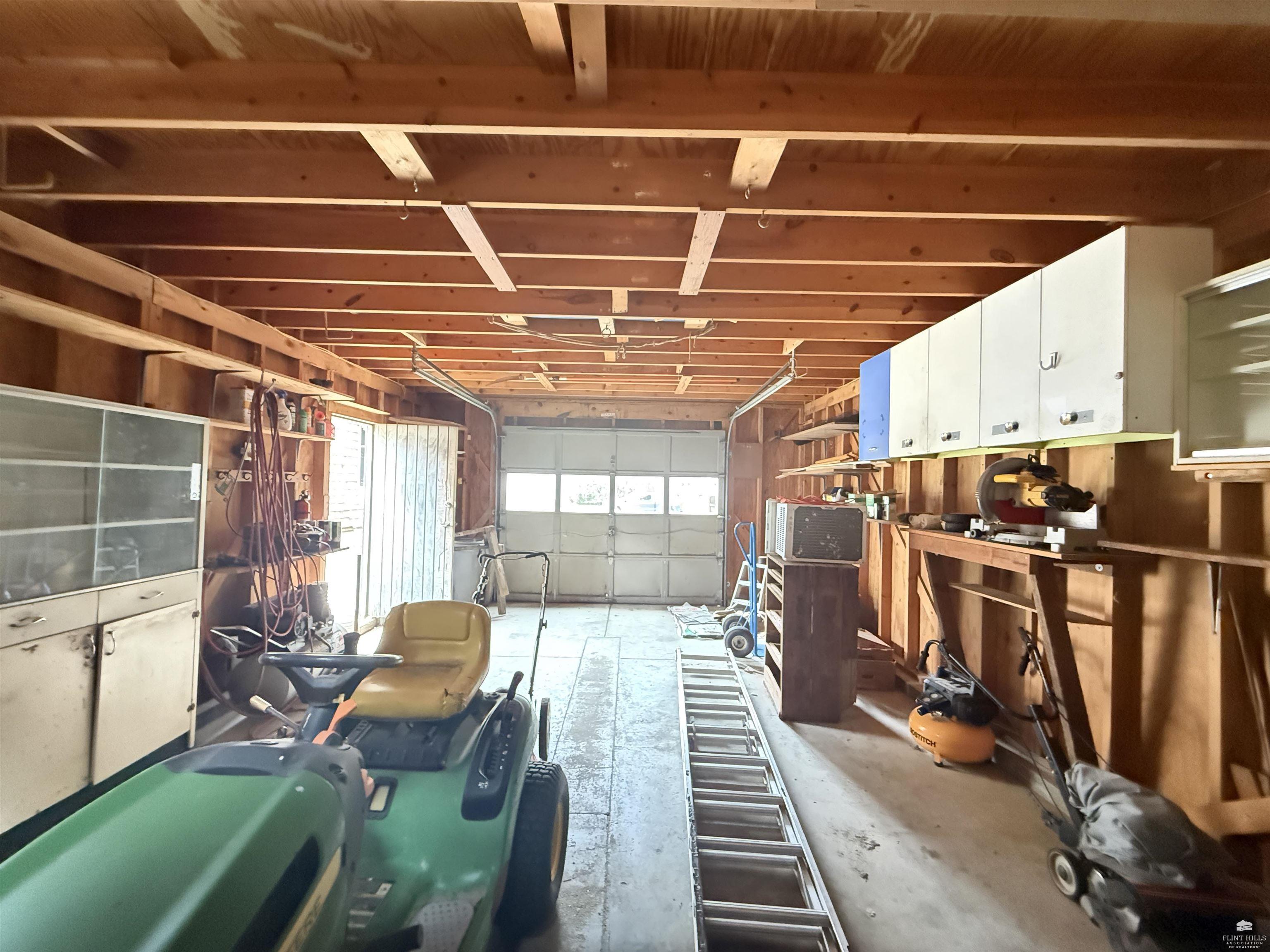 227 Blunt Street