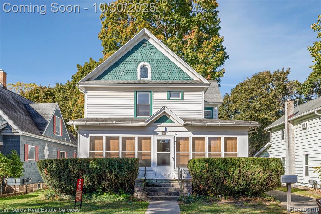 This well-maintained 3 bedroom, 2 full-bath home offers functional living with a full bathroom and washer/dryer conveniently located on the first floor. The spacious main floor includes a large kitchen, living room, and dining area, while the upper level features three bedrooms and an additional full bath. Outside, a detached one-car garage and driveway provide ample parking. Situated close to parks, schools, and downtown amenities, this home combines convenience and comfort in a classic setting.