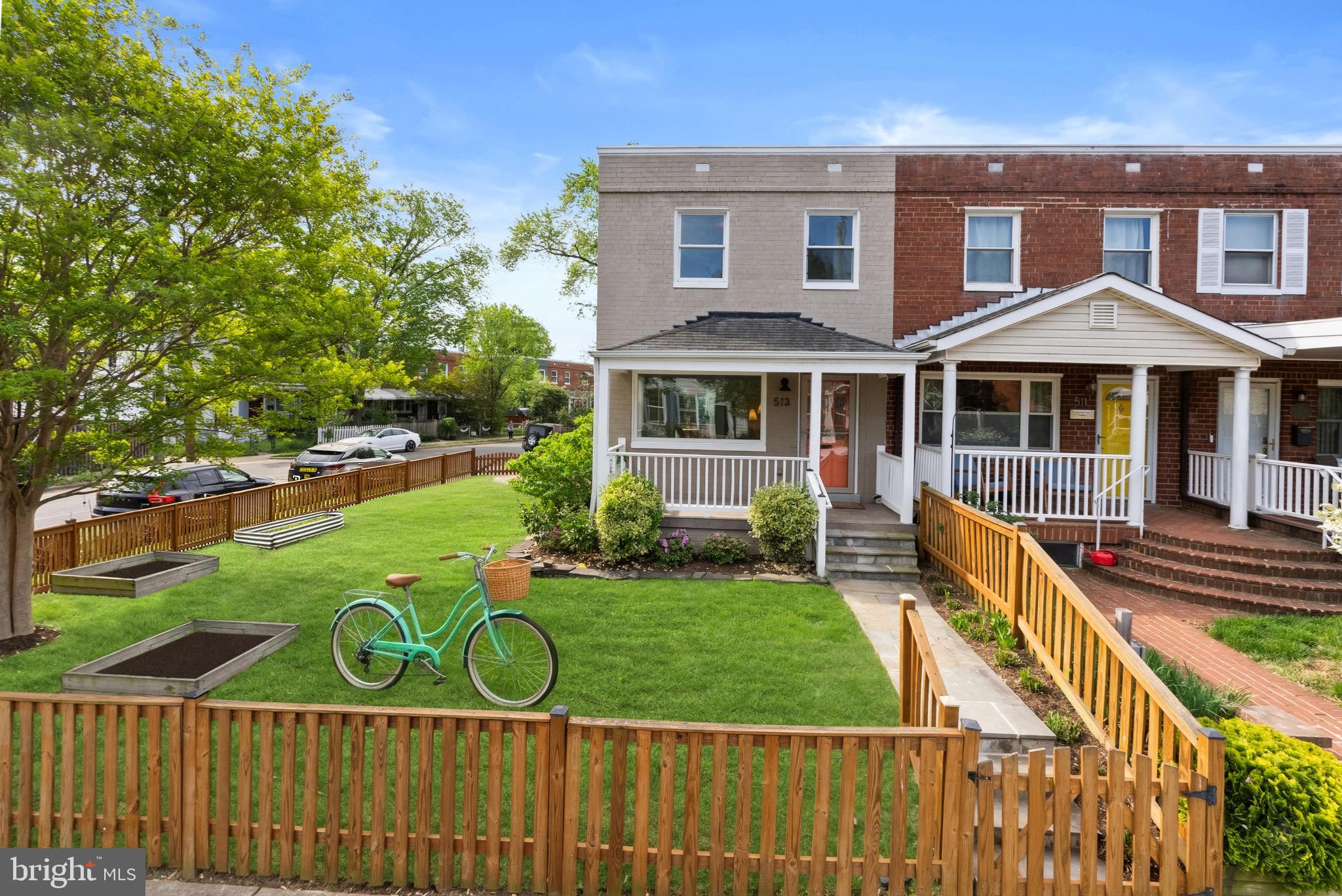 513 E Bellefonte Ave  