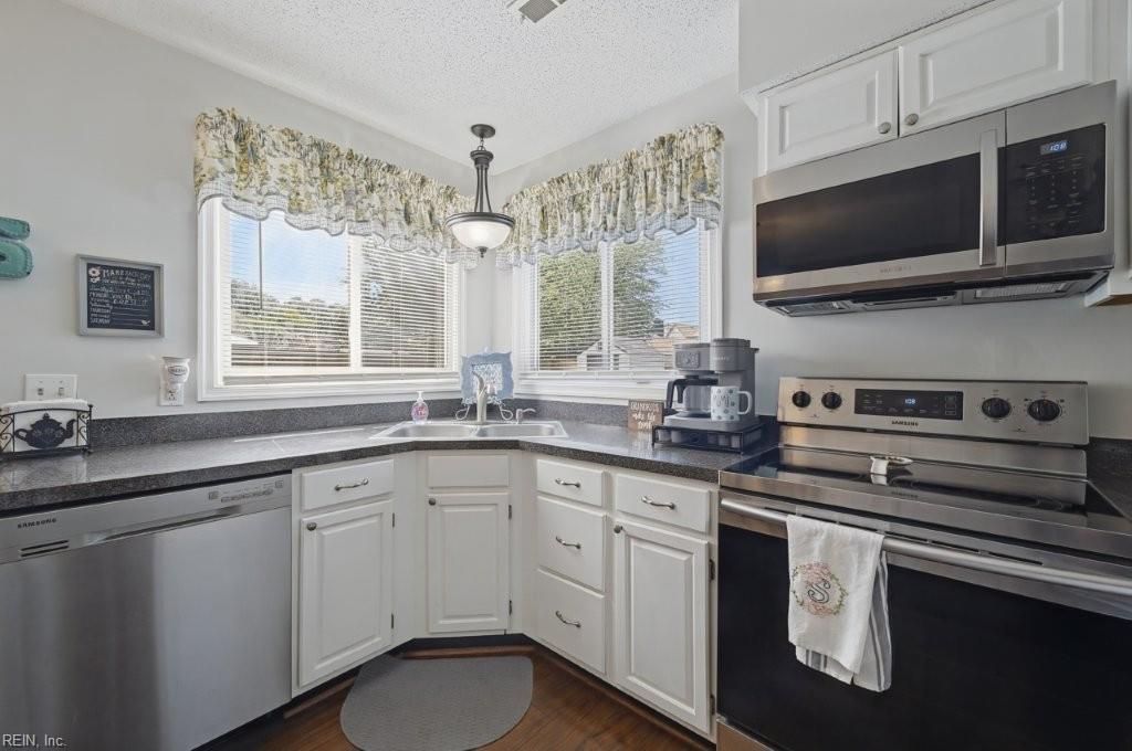 220 Dunn Circle