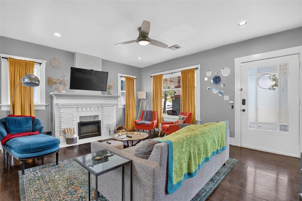 1216 NW 39th Street