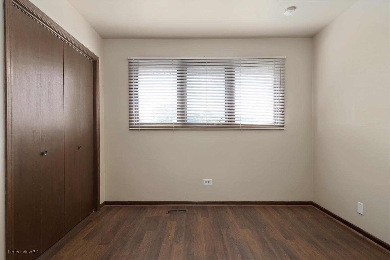 1922 E 173rd Place