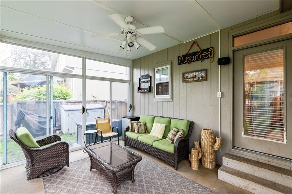 9407 W 124th Terrace