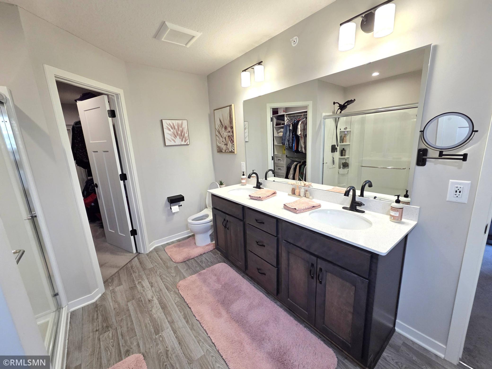 2234 Gateway Curve