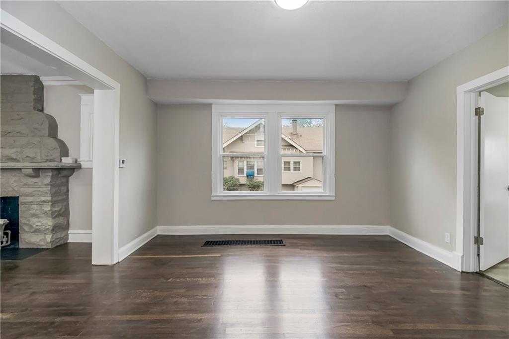 4032 S Benton Avenue