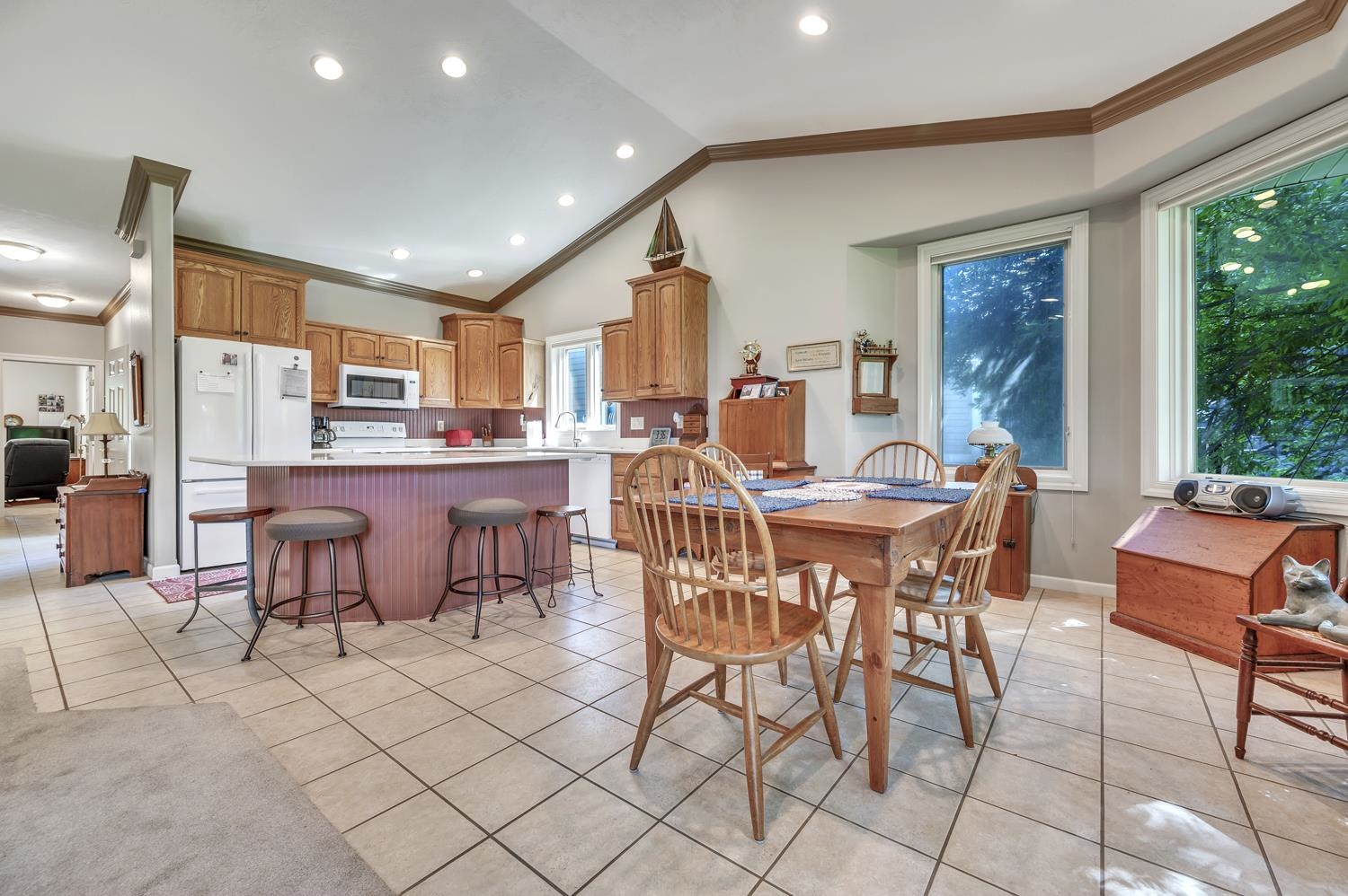 211 Emerald Meadows Drive