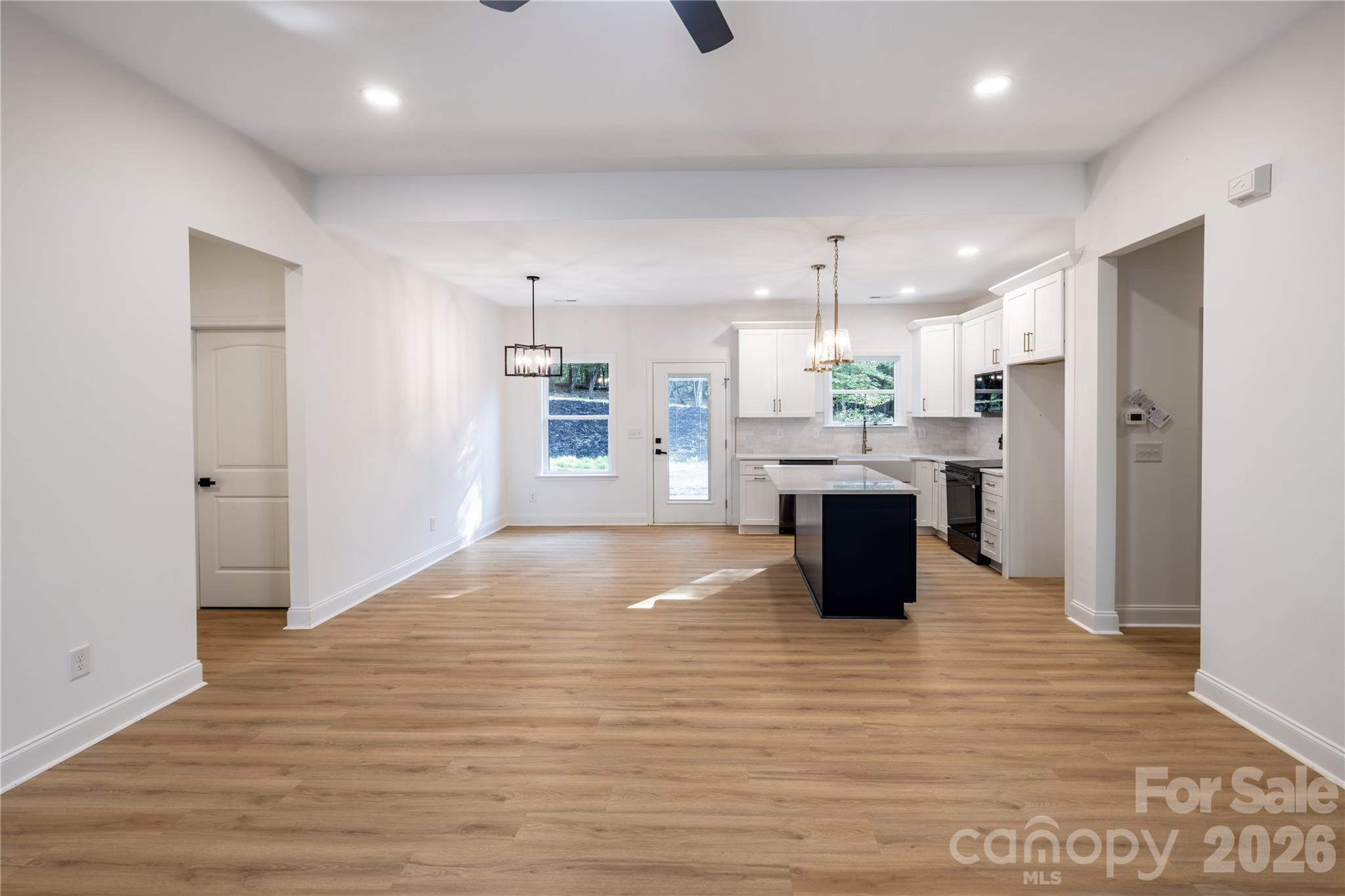 269 Tamarind Drive 568