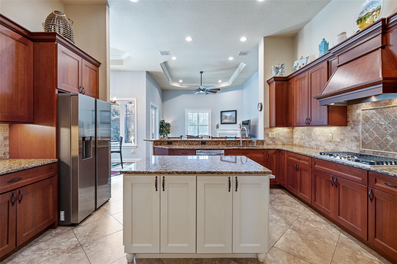 2 Humming Bird Circle