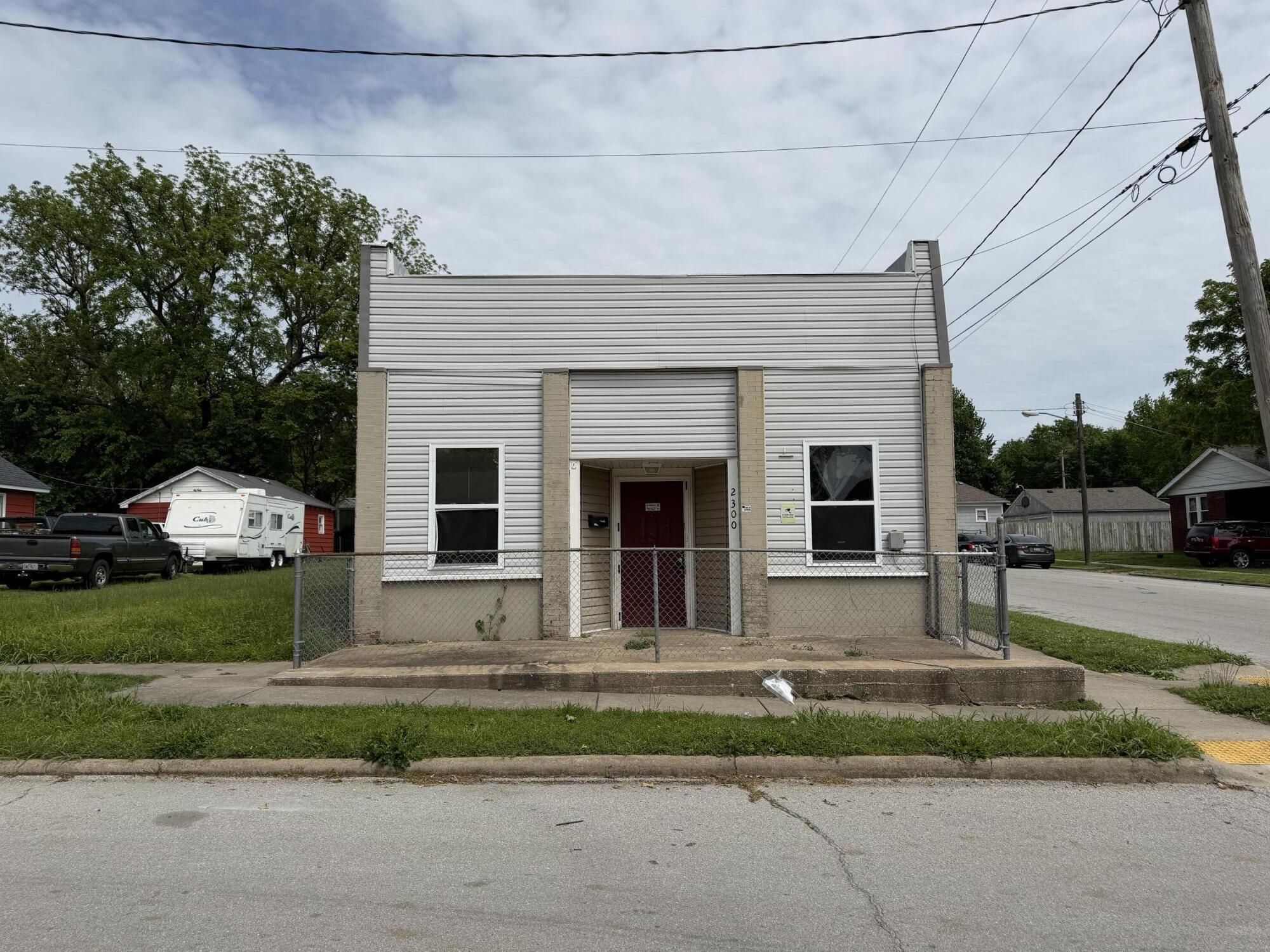 2300 N East Avenue