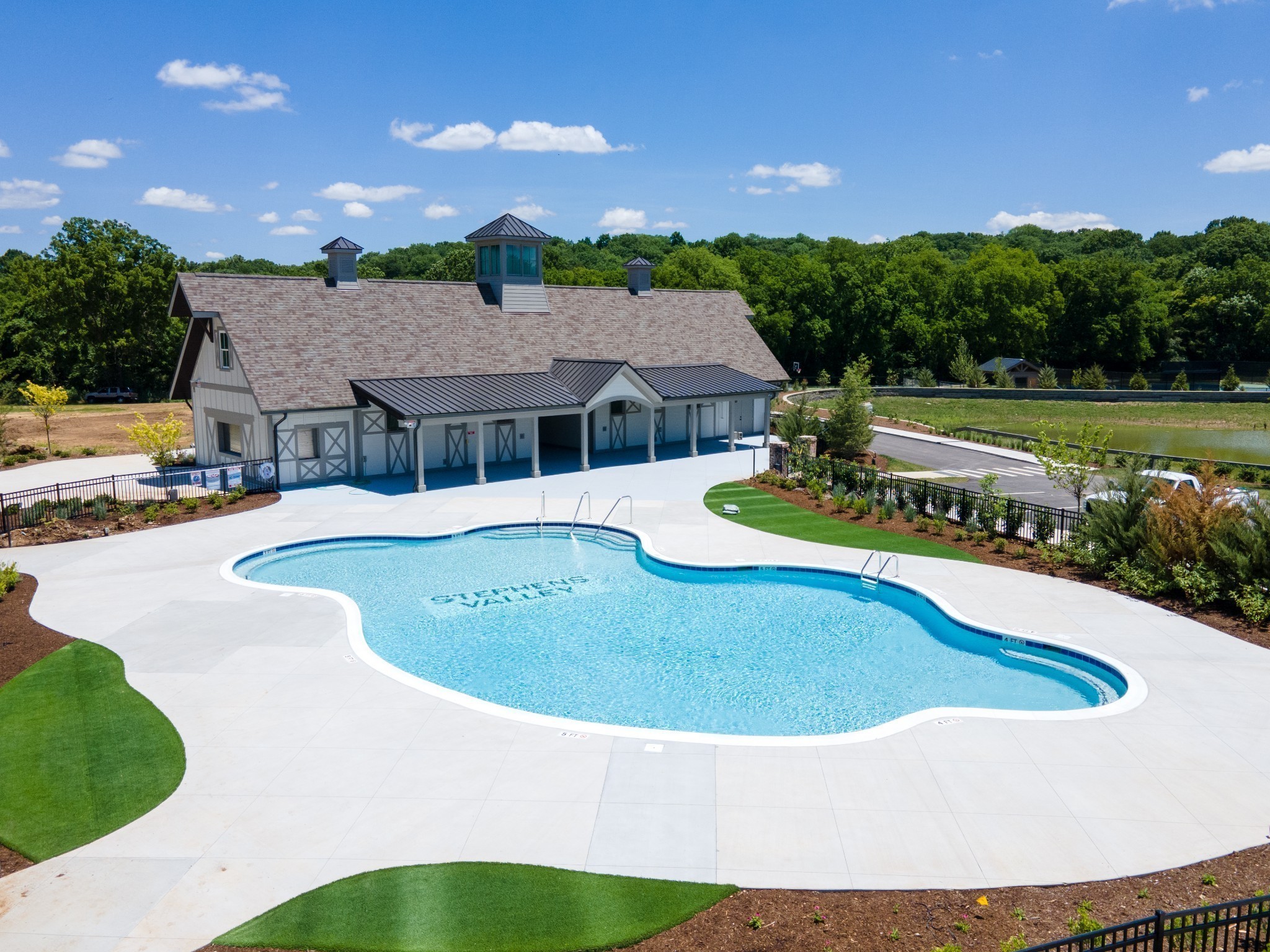 7020 Kinderhook Rd