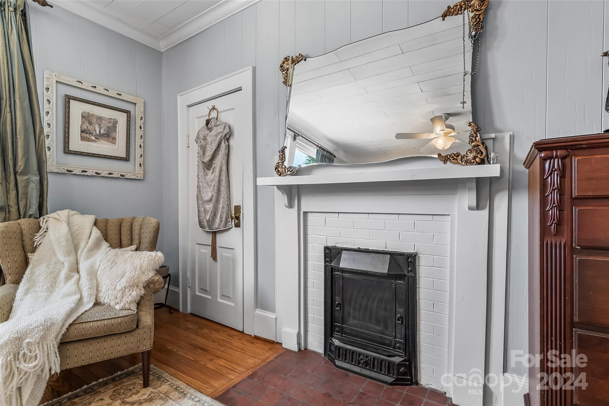 404 Avery Avenue