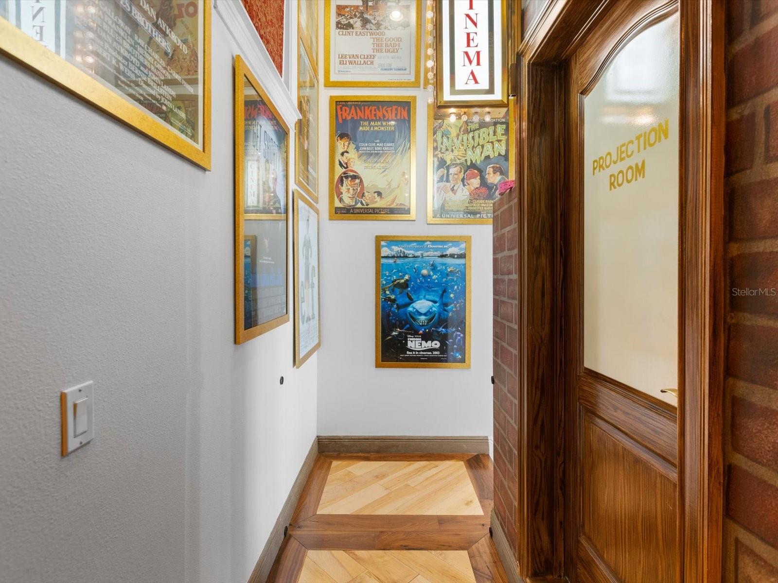 6215 Blakeford Drive