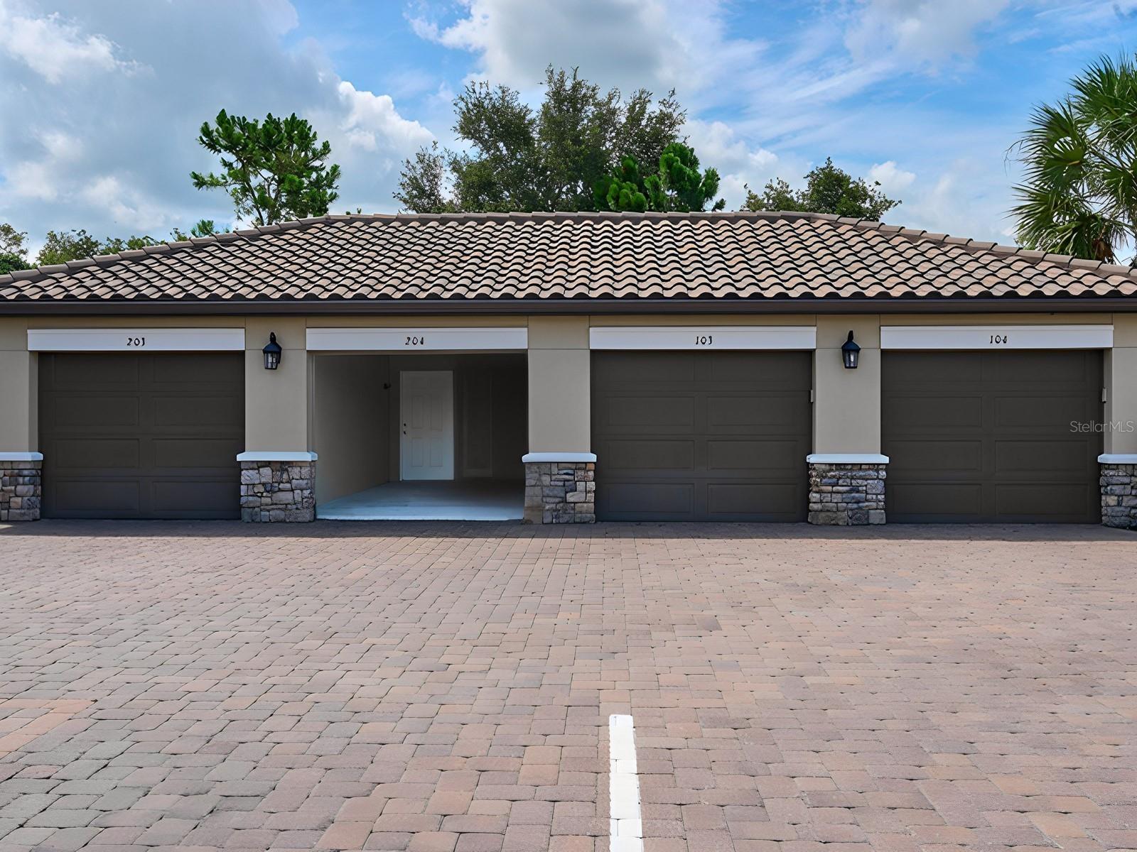 12610 Sorrento Way 204