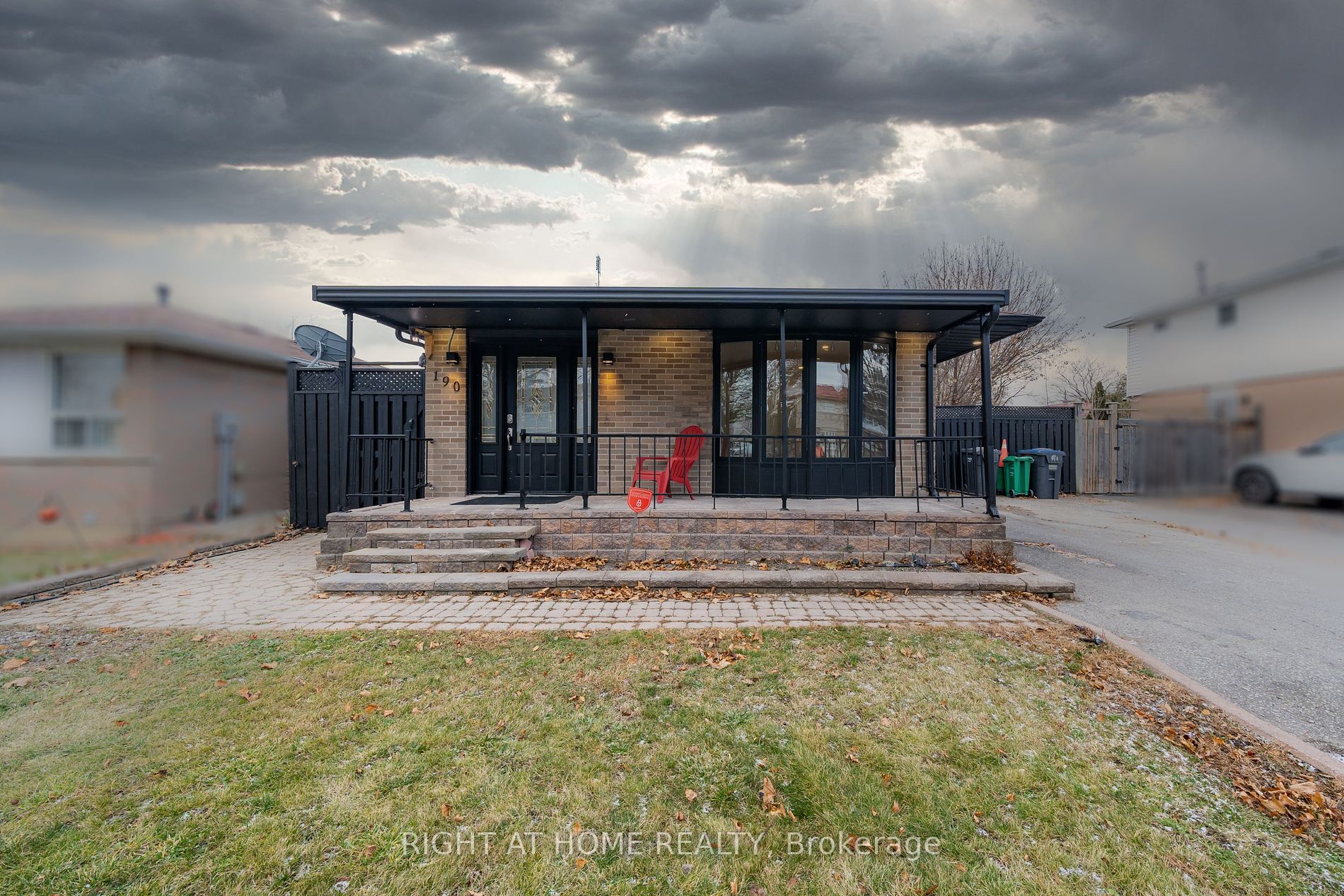 190 Archdekin Dr