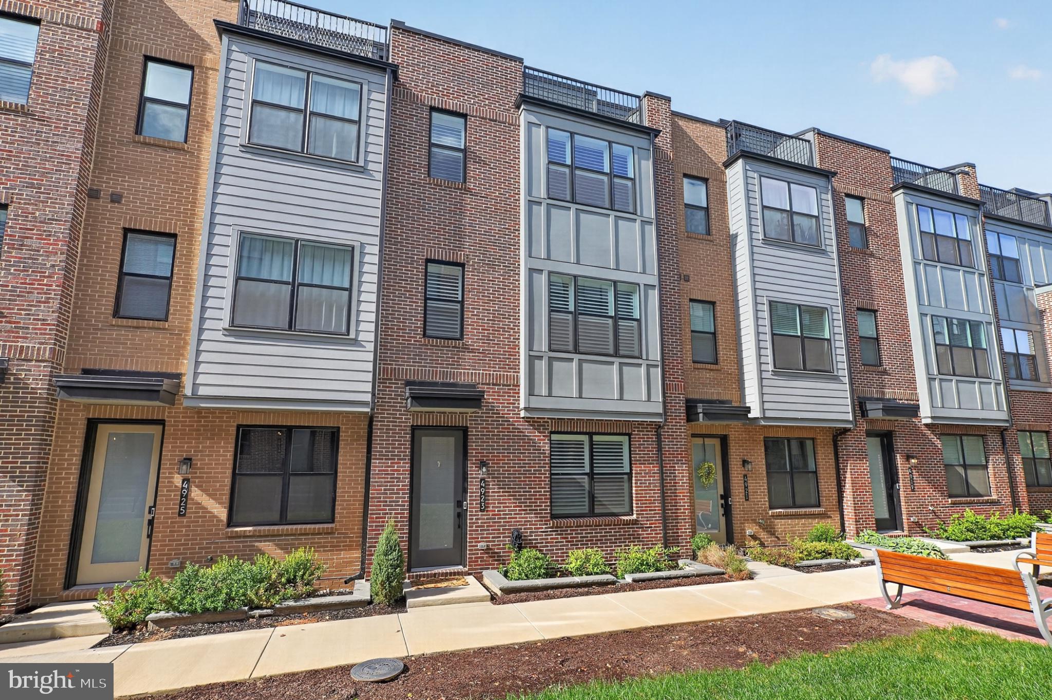 4923 Churchill Mews