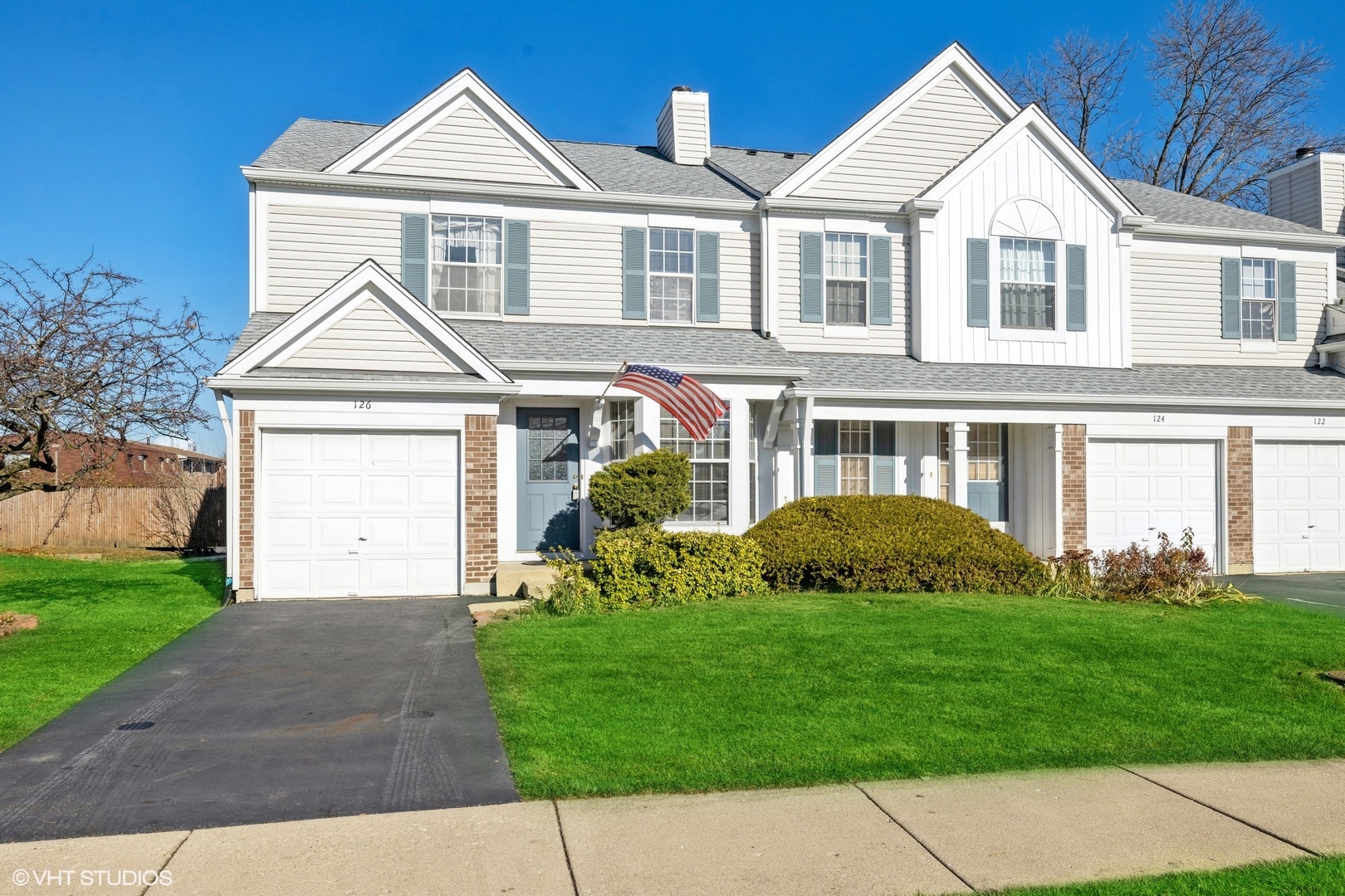 126 Peach Tree Lane, Westmont, IL 60559