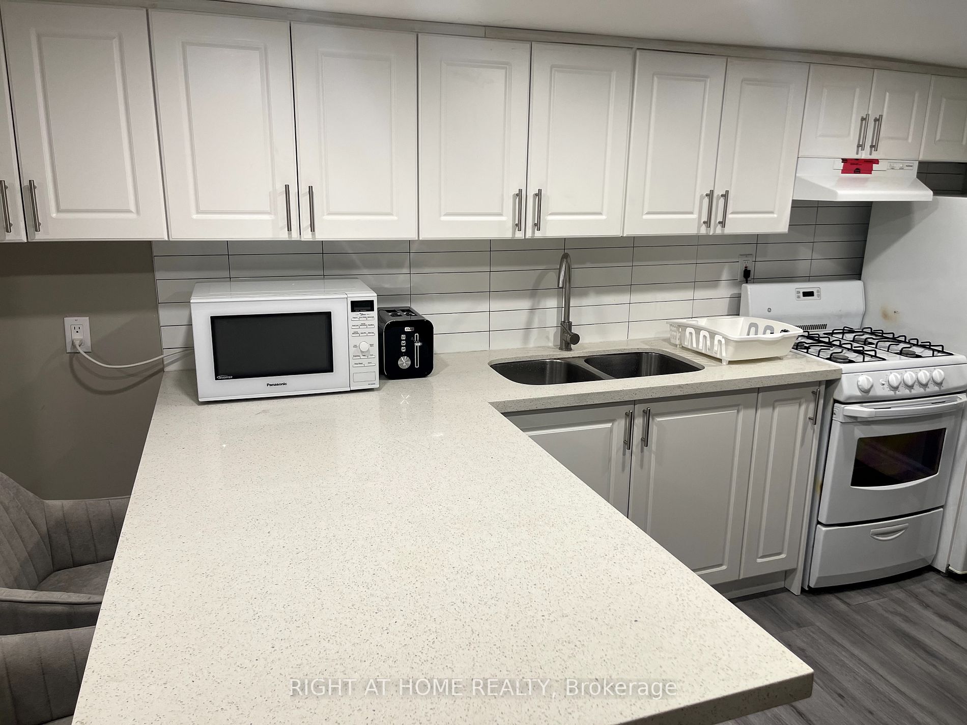 12 Foxley St Basemen