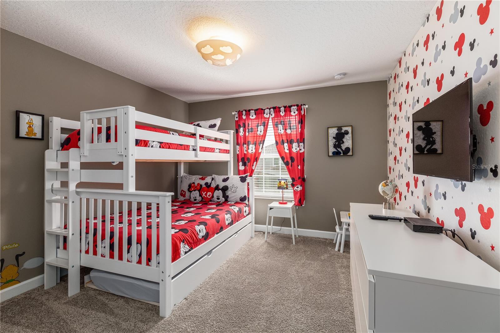 4802 Love Storey Lane