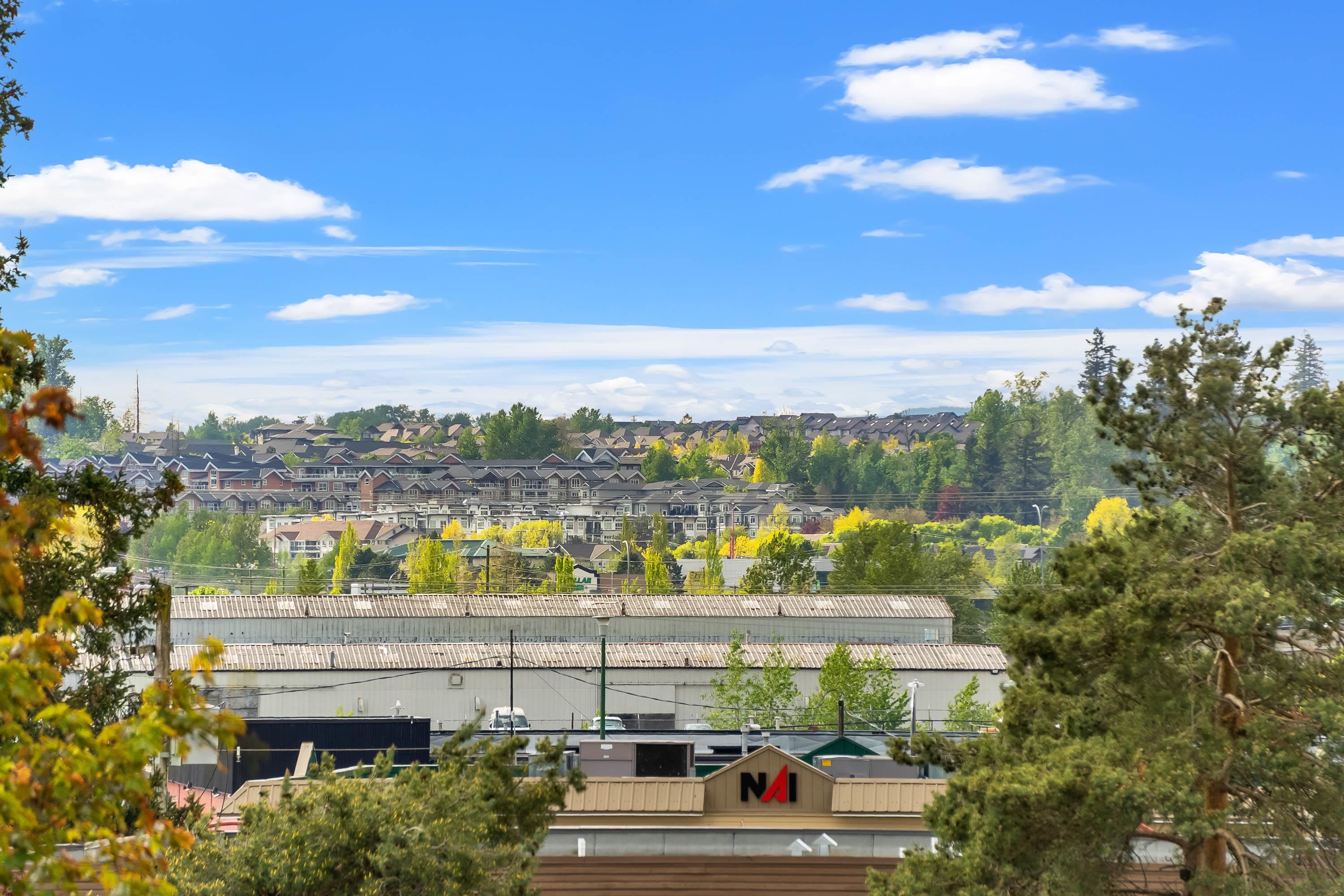 20686 Eastleigh Crescent 414