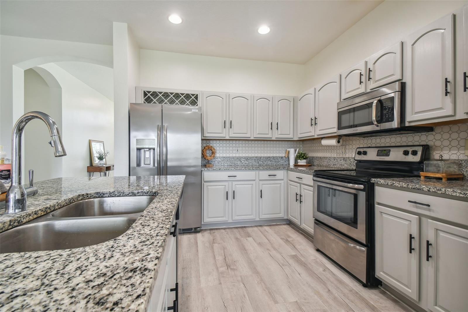3124 Banyan Hill Lane