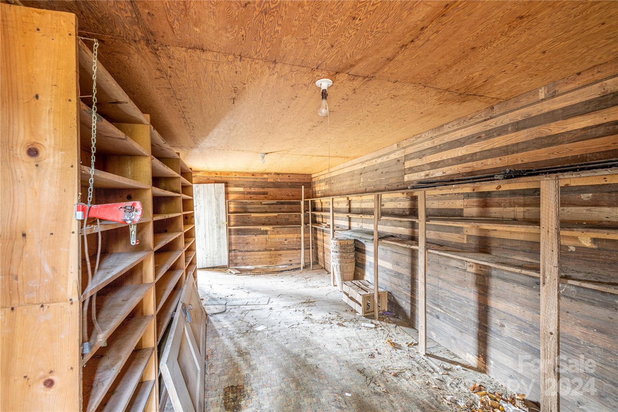1284 Haywood Road