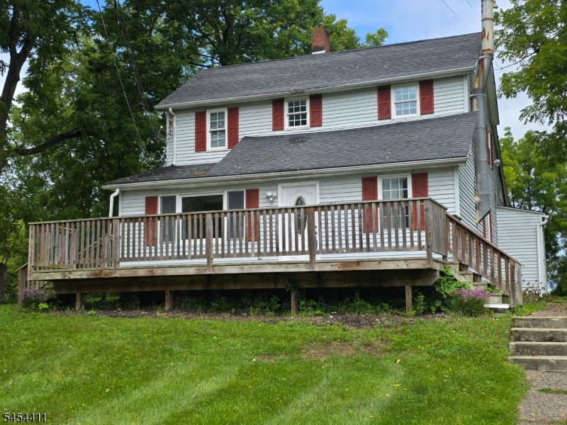693 Townsbury Rd, Mansfield Twp NJ