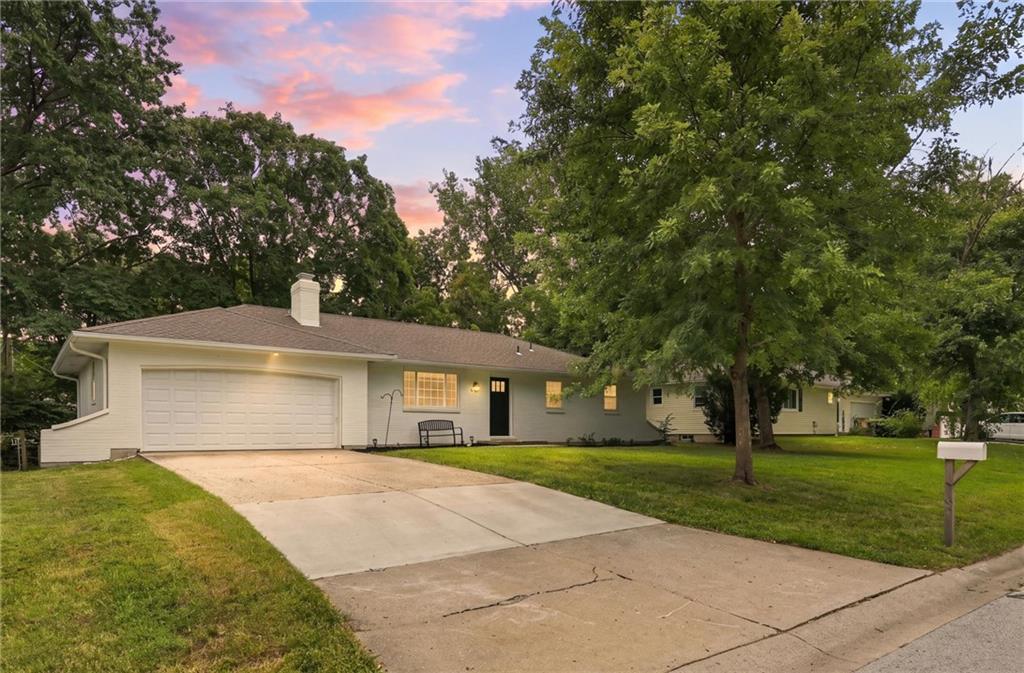 5913 Noland Road