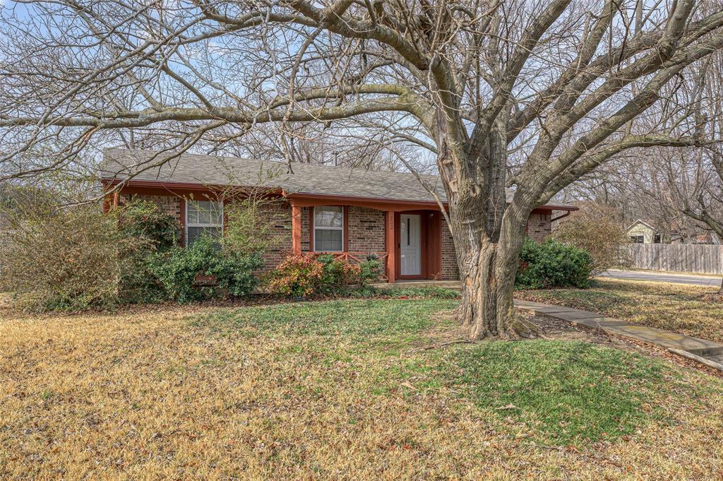 702 Hillside Drive